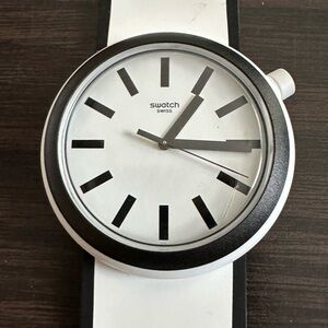 Swatch Pop Watch POPMOVING PNW100